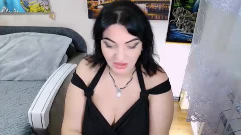 lady_boom_ online show from November 14, 6:41 pm