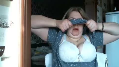 lady cute cat29 online show from October 28, 3:01 am