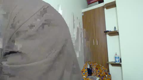 Maya online show from February 11, 9:42 am