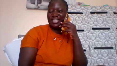 lindah32 online show from January 14, 10:38 am