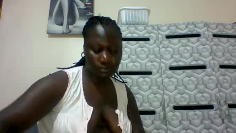 lindah32 online show from January 27, 10:16 pm