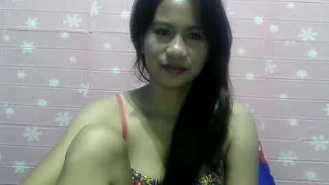 ladyinred201 online show from January 6, 7:35 pm