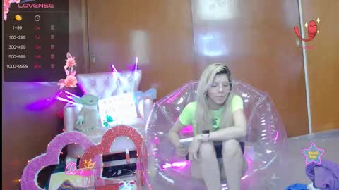 Skinnygirl online show from February 28, 1:16 am