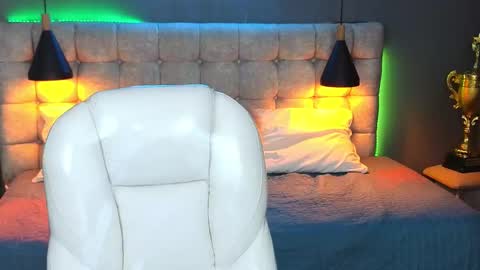    online show from January 31, 7:29 pm