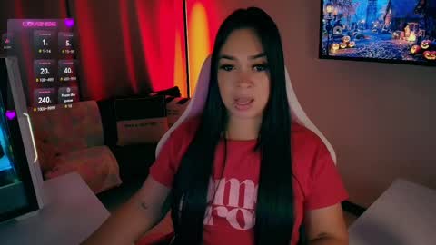 lalablack1_ online show from October 5, 10:15 pm