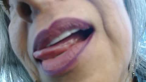 lalisha online show from November 15, 1:50 am