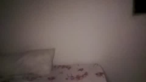 Snapshot of laly1010 chatting on November 2, 2:26 am laly1010 online show from November 2, 2:26 am