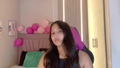 Laura online show from November 19, 12:16 pm