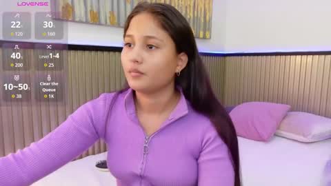 Laura online show from December 15, 12:54 pm