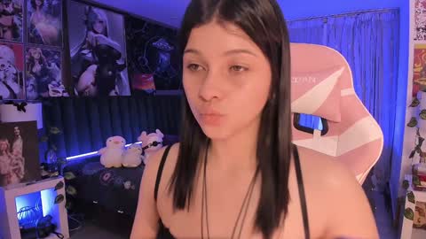 L A N A  online show from February 6, 5:03 am