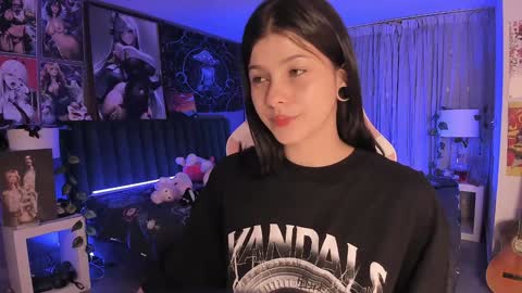 L A N A  online show from January 30, 1:22 am