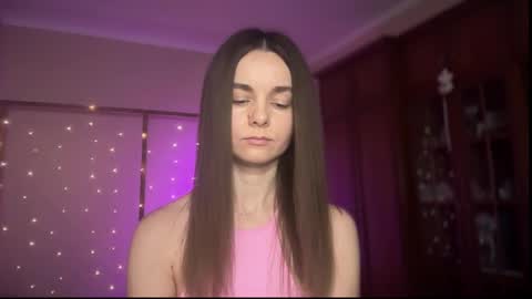 Lana online show from March 3, 4:10 pm