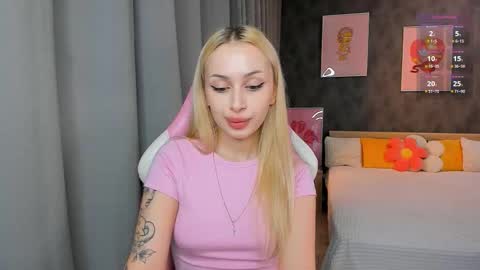 Lana online show from February 24, 4:55 am