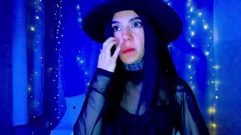 LANNIE   online show from January 13, 1:55 am