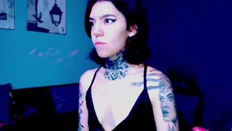 LANNIE   online show from February 12, 3:58 pm