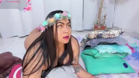 lapeligrosa_ online show from November 29, 11:58 am