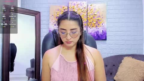      700  200   online show from November 19, 7:36 pm