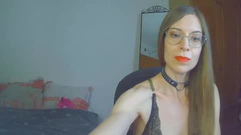 larawintersxxx online show from September 11, 10:43 pm