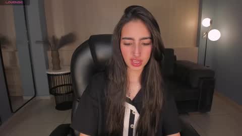 Larisa Smirnov online show from September 15, 1:03 am