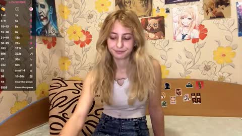 Amelia online show from November 3, 3:49 pm