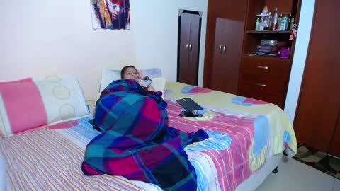 LORENA online show from February 19, 2:44 am