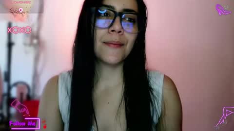 laujgray online show from November 26, 5:36 pm