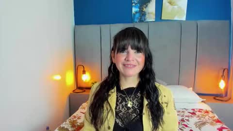 laura hotties online show from October 28, 1:06 pm