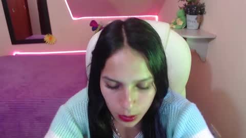 Laura Pink    online show from December 2, 10:10 pm