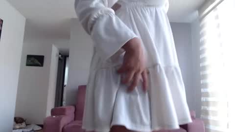 Laura online show from March 9, 5:49 pm