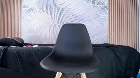 Snapshot of laurarossi_nova chatting on February 24, 1:19 pm Laura online show from February 24, 1:19 pm