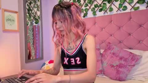 Lauren evans9 online show from November 16, 4:58 am