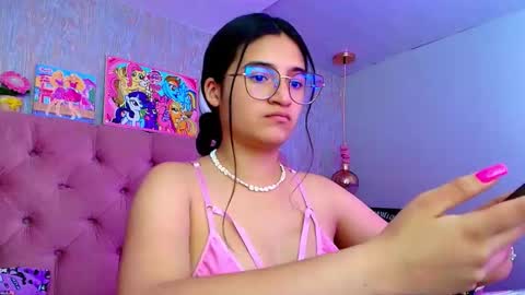 Laurene online show from January 18, 3:47 am