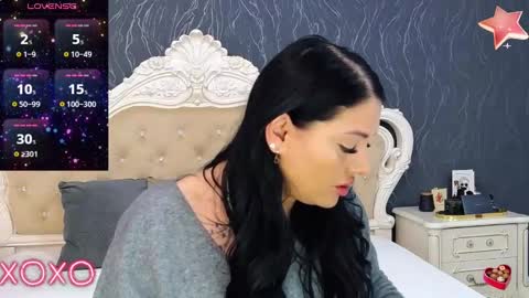 Laura online show from January 7, 8:45 am