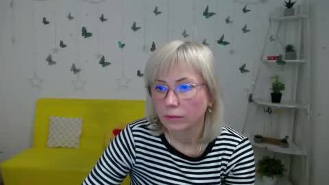 Lauren online show from February 20, 12:50 pm