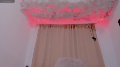 Lauu G online show from March 5, 3:08 am