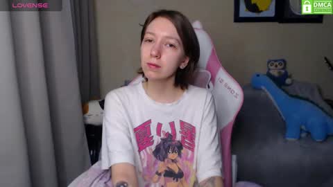 Snapshot of leah__gotty chatting on February 6, 2:22 am Leah  Gotty online show from February 6, 2:22 am