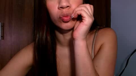 leanaalhub online show from February 13, 9:27 pm