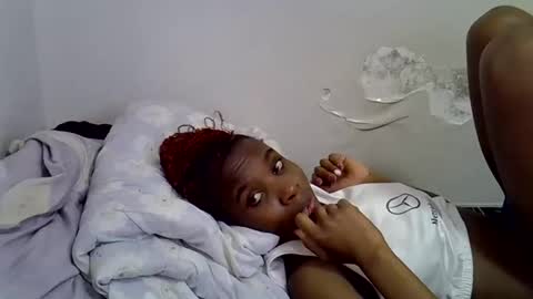 lee baby online show from February 17, 9:19 am