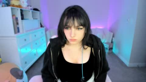 Leighla online show from February 13, 5:31 am