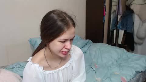 leila_bambi_ online show from February 11, 2:57 pm