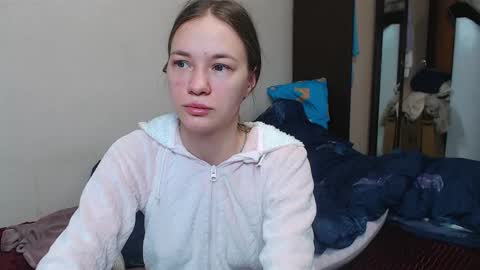 leila_bambi_ online show from February 27, 3:47 am