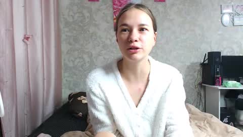 leila_bambi_ online show from October 17, 9:23 am