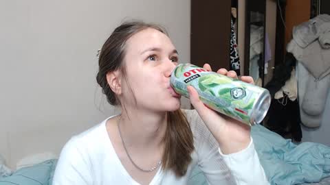 leila_bambi_ online show from February 4, 8:35 am