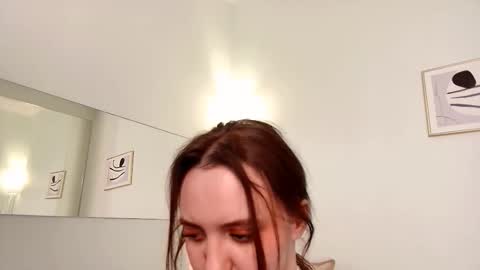 Lela online show from February 4, 1:58 pm