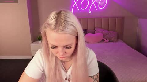 Joyce online show from October 22, 2:27 am