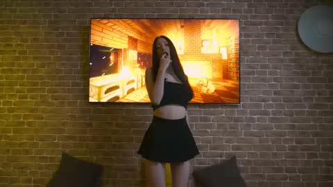 Hi my name is Lessy I am 18 years old. Im new here but I really like making new acquaintances online show from September 10, 11:05 pm