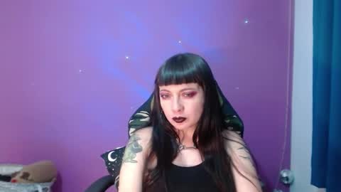 lestatdlion online show from December 3, 10:18 pm