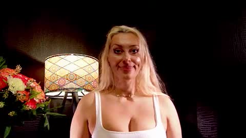 Snapshot of leticiareys chatting on October 29, 6:54 pm leticiareys online show from October 29, 6:54 pm