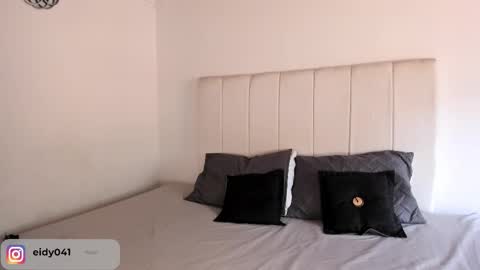 Leticia online show from September 14, 9:01 pm