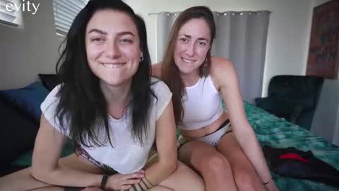 Levity online show from October 9, 8:13 pm